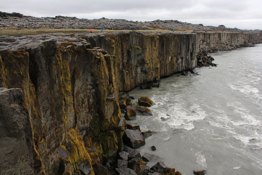 Скалы на севере Исландии