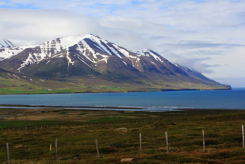 Заливы Атлантического океана на севере исландии