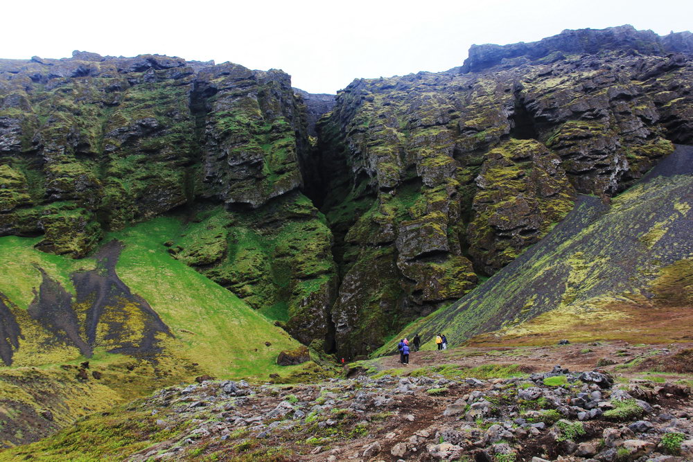 Скальная расщелина на полуострове Снафельснес, Исландия