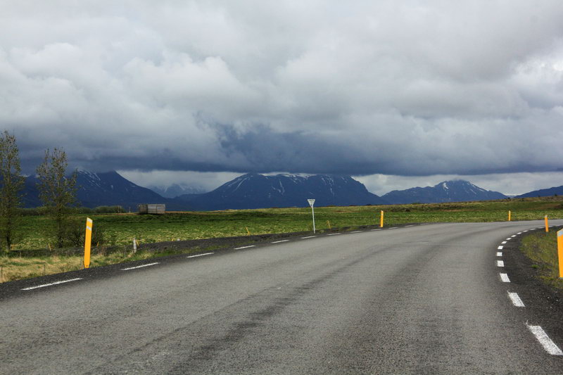 Как долететь и путешествовать дешево по Исландии?!